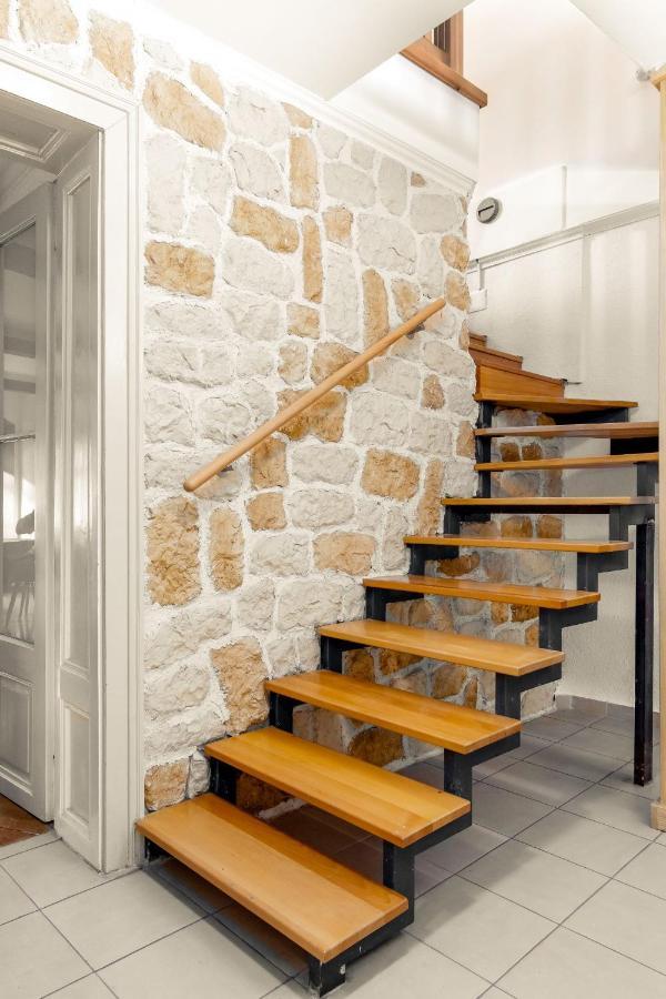 Zollus House Tvrda Apartman Eszék Kültér fotó