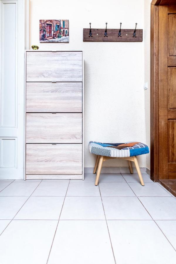 Zollus House Tvrda Apartman Eszék Kültér fotó